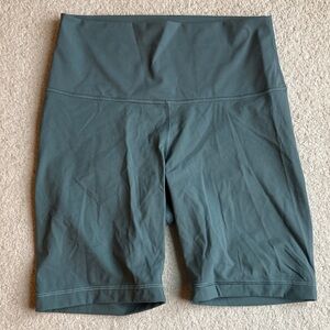 Everlane perform shorts - like new